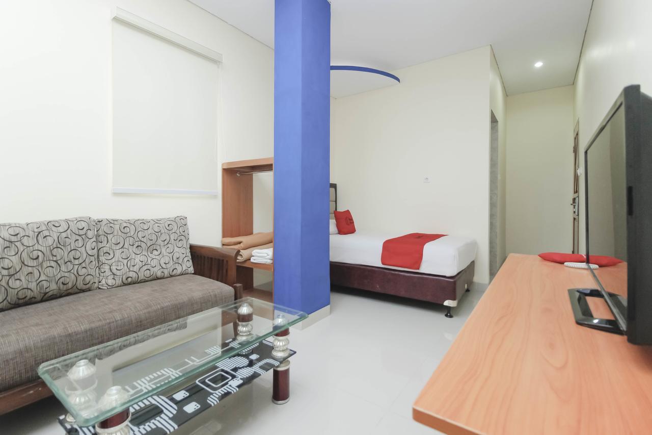 Reddoorz Plus @ Jalan Pemuda Τζακάρτα Εξωτερικό φωτογραφία